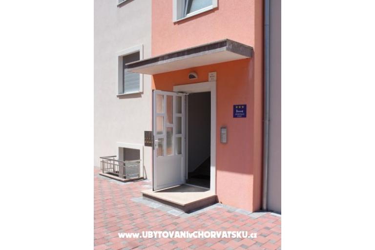 Apartment Anadina KOMFOR KRAJ PLAŽE – foto 17