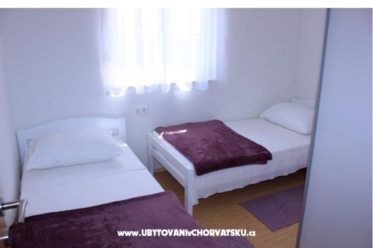 Apartment Anadina KOMFOR KRAJ PLAŽE – foto 7