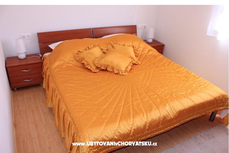 Apartment Anadina KOMFOR KRAJ PLAŽE – foto 8