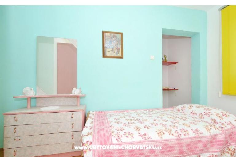 Appartement Petra Arbanija – foto 11