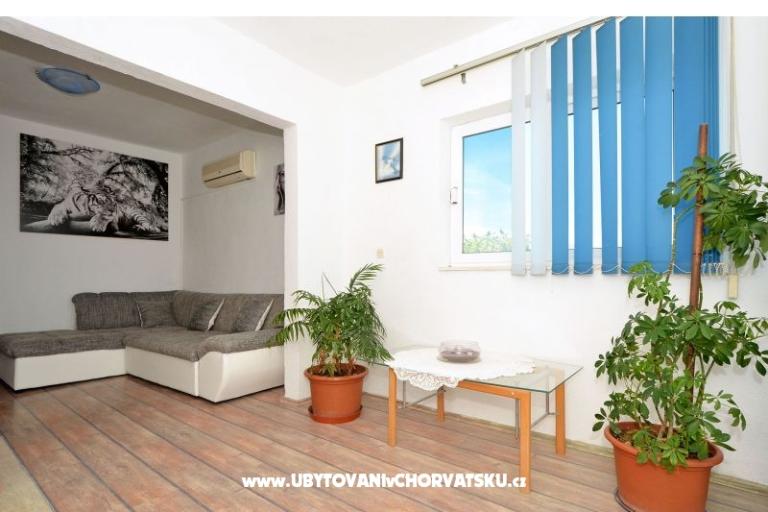 Appartement Petra Arbanija – foto 2