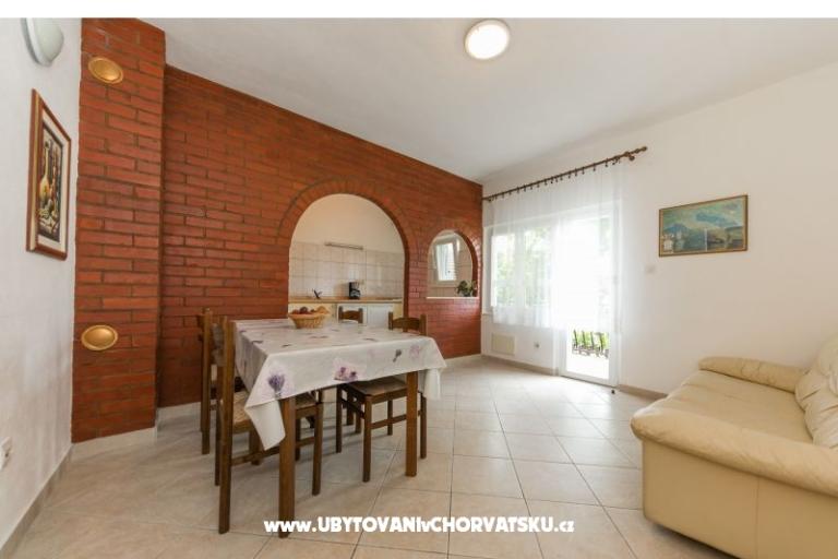 Ferienwohnungen &amp; Zimmers Marija – foto 2