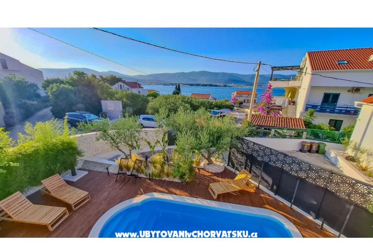 The Three Flowers Pool Haus – foto 16