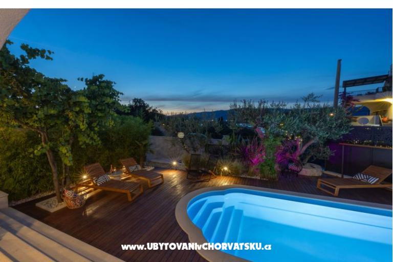 The Three Flowers Pool Haus – foto 67