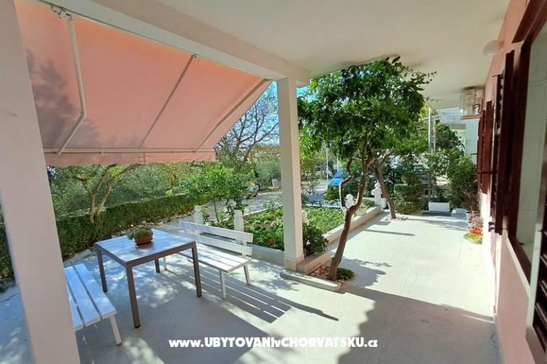 Olive Appartement and Zimmers – foto 3