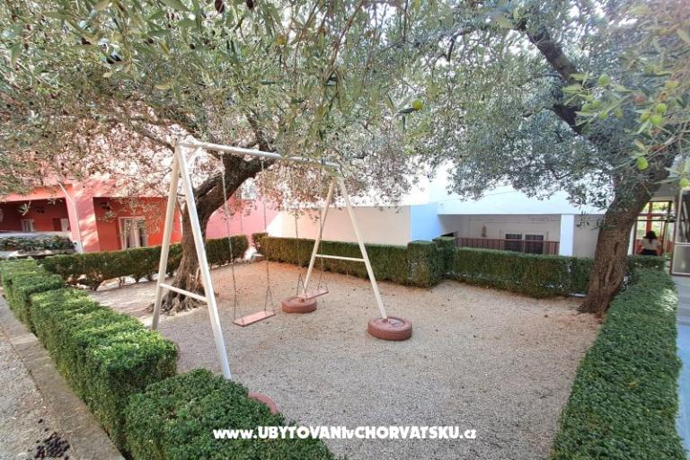 Olive Appartement and Zimmers – foto 5