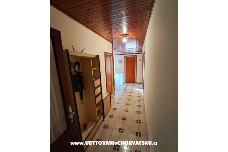 Olive Appartement and Zimmers – foto 9