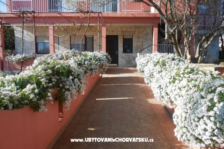 Appartements Budi – foto 2