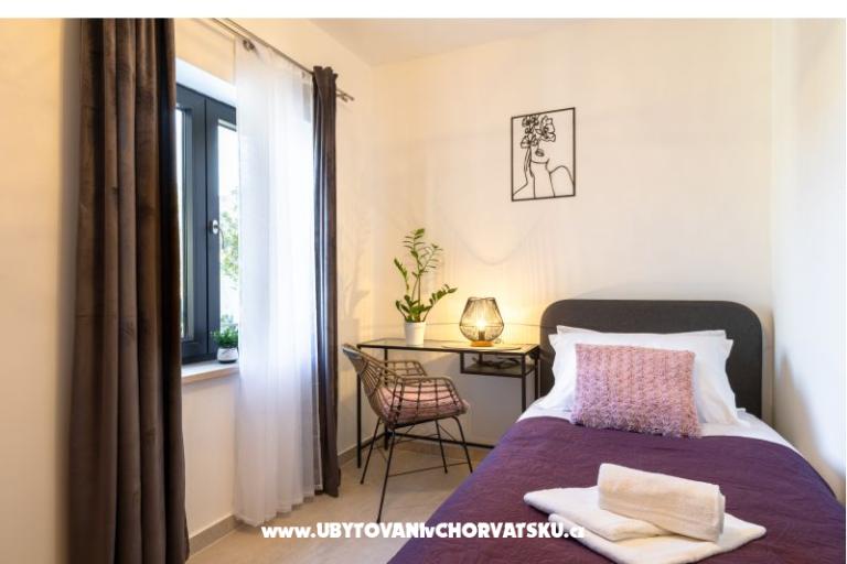 Haus s pogledom na more Antivo – foto 14