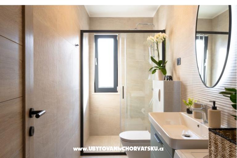 Haus s pogledom na more Antivo – foto 15