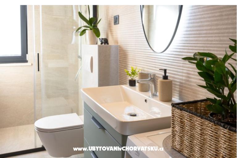 Haus s pogledom na more Antivo – foto 16