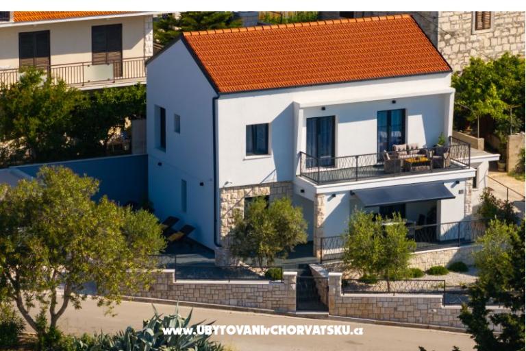 Haus s pogledom na more Antivo – foto 3