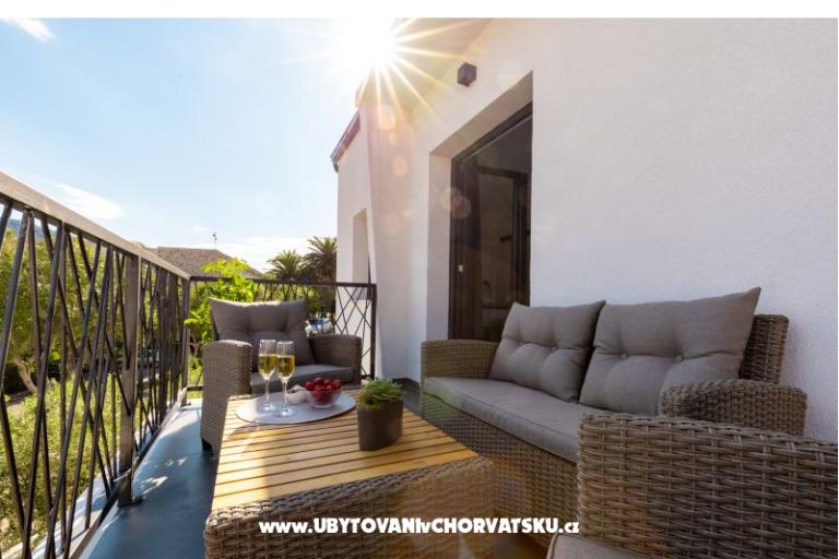 Haus s pogledom na more Antivo – foto 37