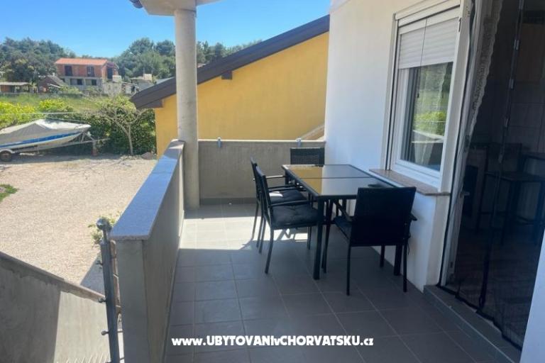 Appartements Kreć Lozice otok Vir – foto 19