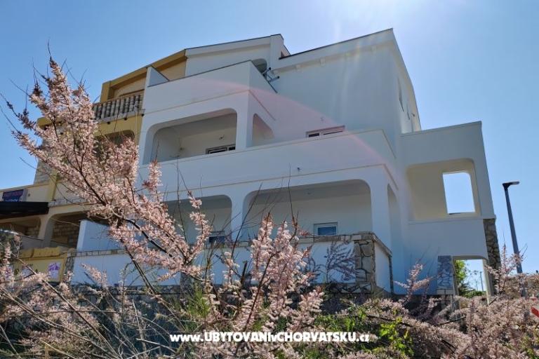 Sea View Ferienwohnungen Vir – foto 17