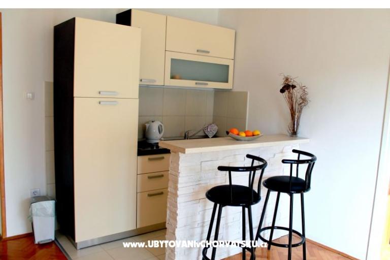 Appartements Juricev 100m to the beach – foto 12