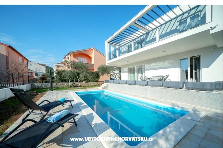 Beach Villa mit Pool Tribunj – foto 2