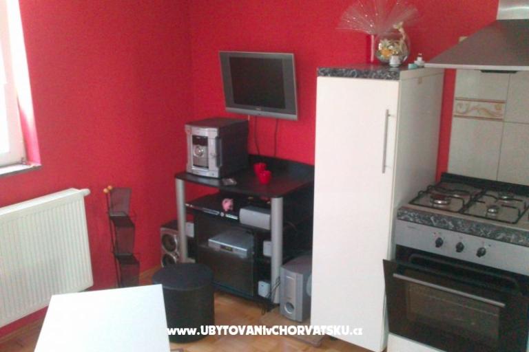 Ferienwohnungen with swimming pool-Crno – foto 5