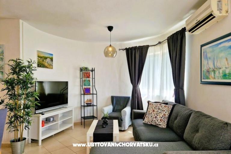 Appartements Tena,  prvi red do mora – foto 31