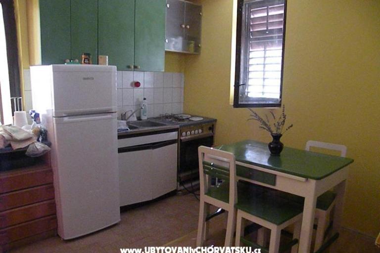 Studio Apartment Karin Gornji – foto 9